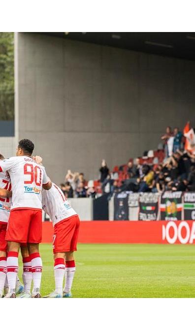 fc-suedtirol-mannschaft-sieg
